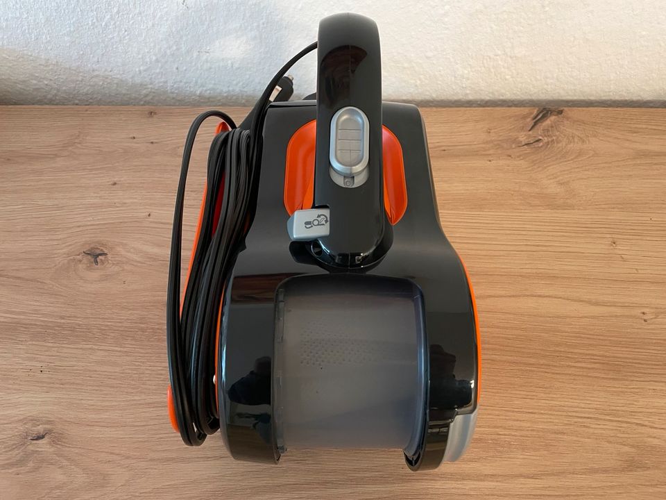 BLACK+DECKER Auto/Hand-Staubsauger 12V mit Zubehör PAV1205 +NEU+ in Bremen