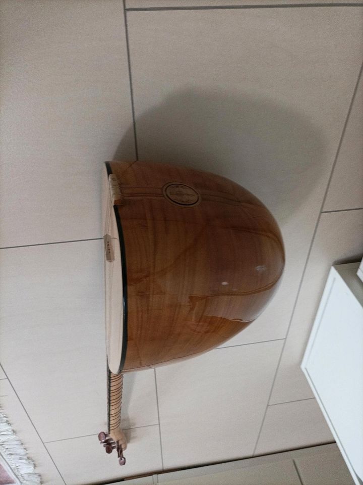 Saz Bağlama Gitarre Kurzhalz in Dortmund