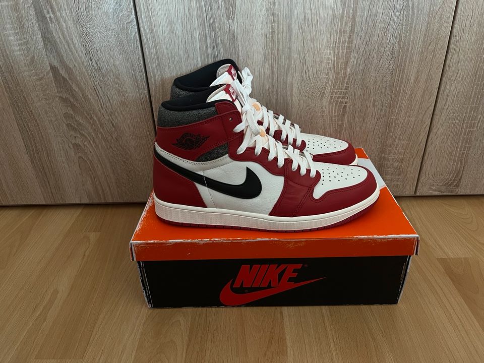 Nike Air Jordan 1 Chicago Lost and Found - Gr. 46 in Griesheim