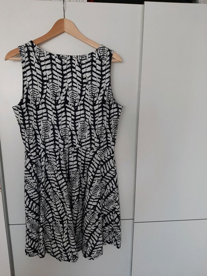 Kleid von jetzt Beachtime Sachsen Kleinanzeigen ist | gemustert eBay Glauchau Kleinanzeigen - in weiß/schwarz