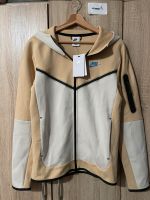 Gr XS Nike Tech Fleece Kapuzenjacke Herrenbekleidung Hoodie Nordrhein-Westfalen - Kerpen Vorschau