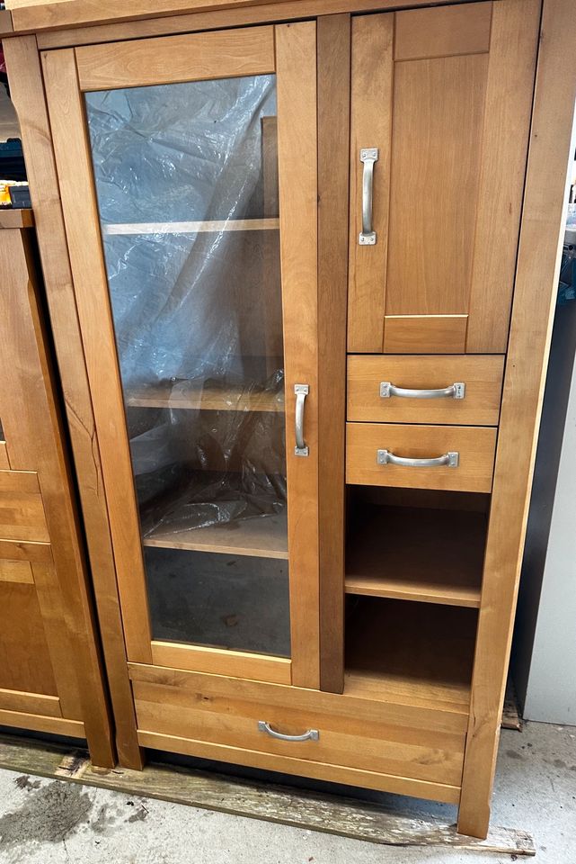 Wohnzimmer Set Massivholz Holz Tisch Schrank Kommode Glas in Kiel