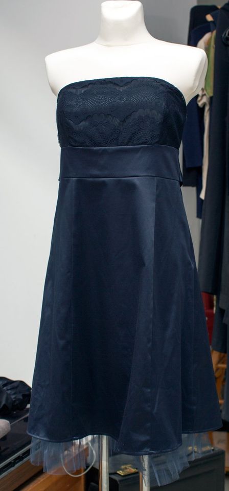 Abendkleid * ultramarine * Esprit * NEU * Gr. M in Wangen