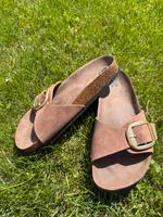 Sandalen wie Birkenstock Big Buckle braun Gr 36 Baden-Württemberg - Althütte Vorschau