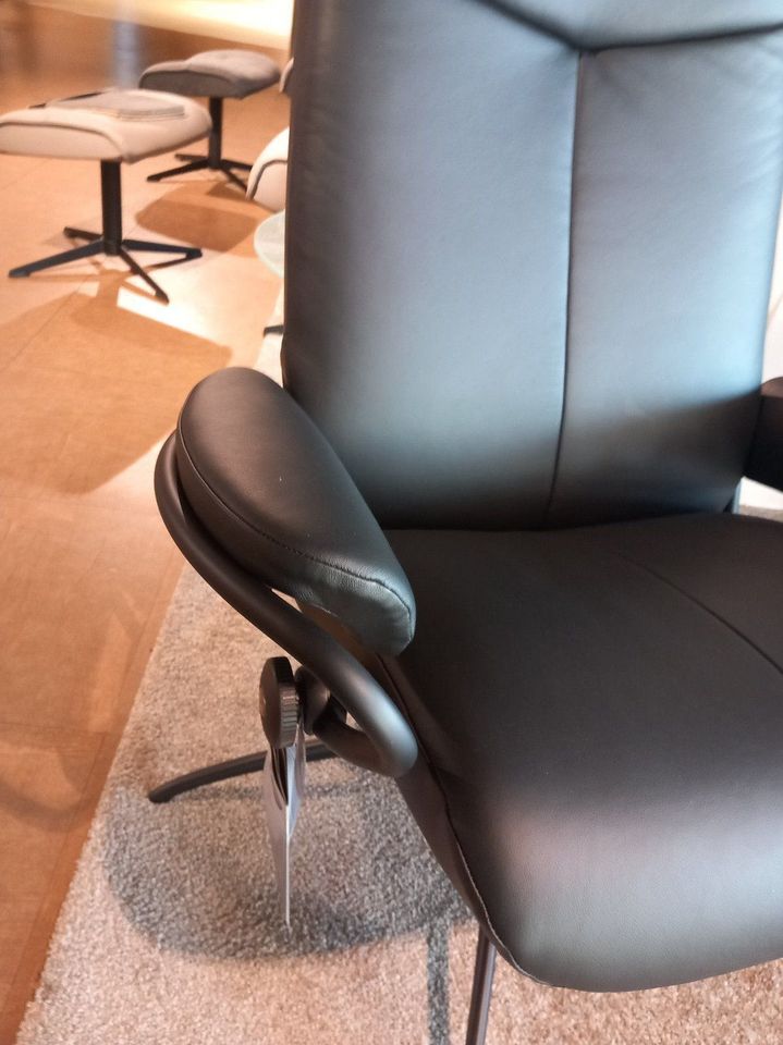 Stressless, Sessel u. Hocker,City,Ausstellungsstück,1.997,--€** in Schneverdingen