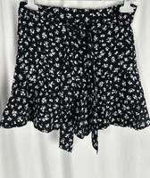 ZARA Skort Rock Shorts - Gr. S - Schwarz Weiß - w. Neu Kr. Dachau - Dachau Vorschau