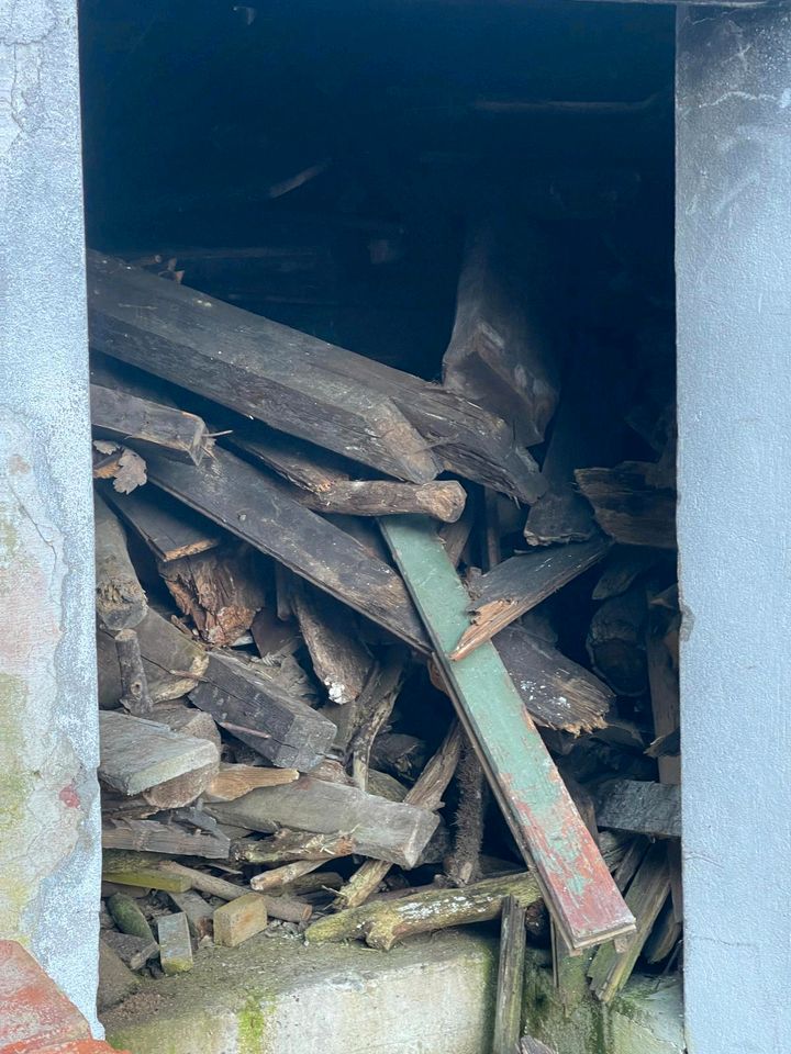 Dachstuhl  Holz Balken in Iserlohn