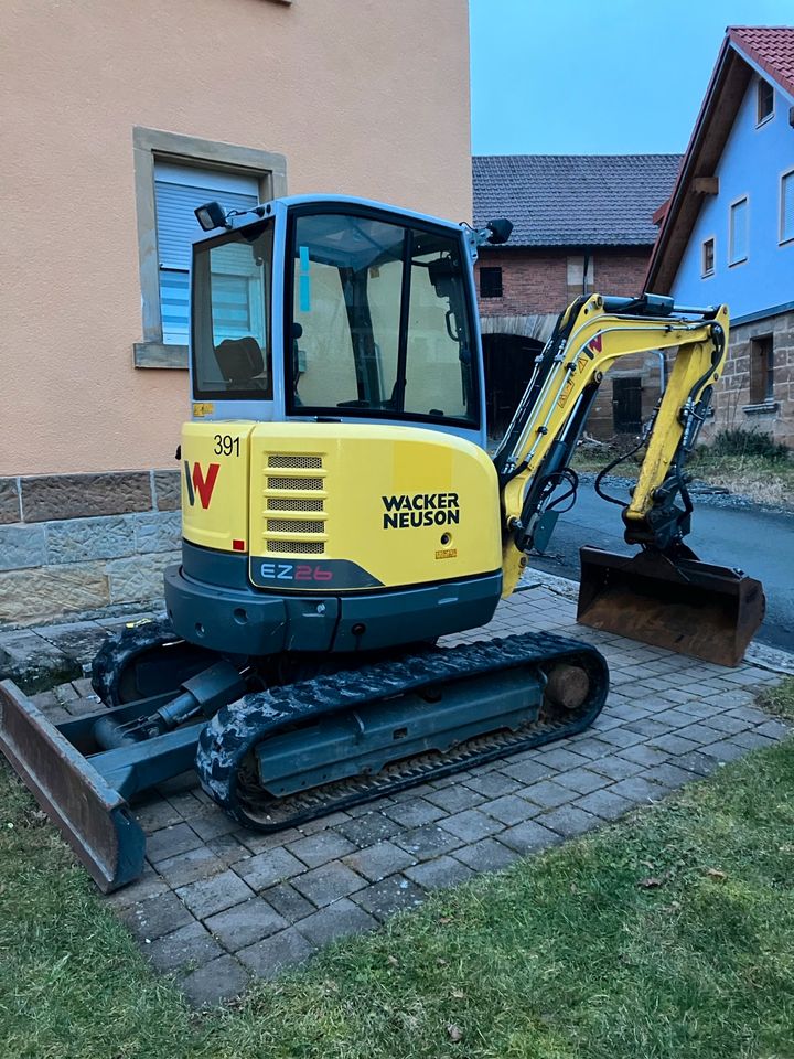 Minibagger Bagger 2,9t zu vermieten mieten leihen in Eckersdorf