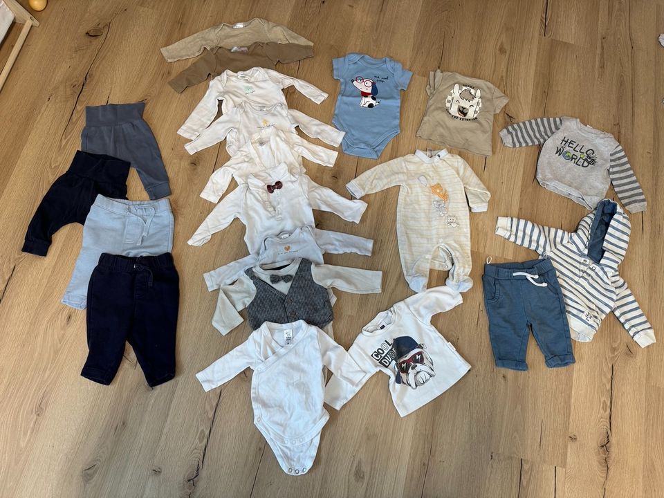 Baby Kleidungspaket Set Größe 56 (20 Teile) in Wallerstein