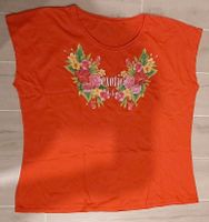 T-Shirt ohne Ärmel Gr.XL rot mit Blumen Sachsen - Seifhennersdorf Vorschau