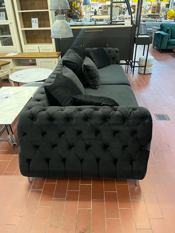 NEU! Sofa, 4-Sitzer, Chesterfield, Samt, Schwarz, Polstergarnitur in Bremen