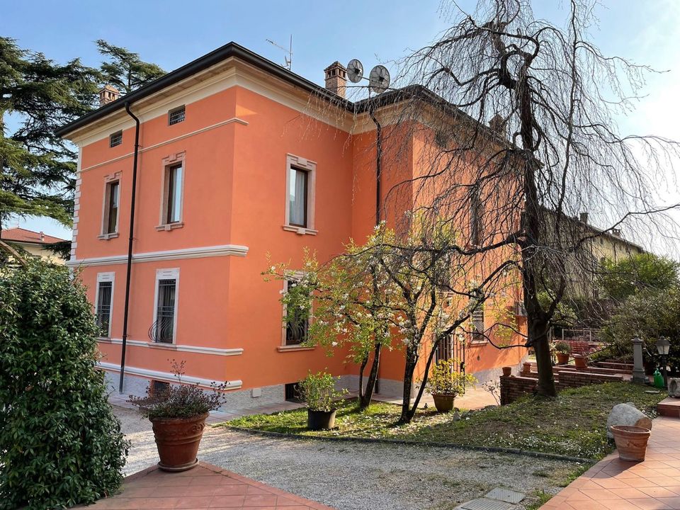 Gardasee - Elegante Jugendstil VILLA aus dem Jahr 1912 in Caprino in München