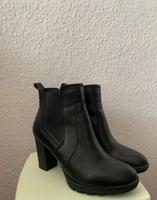 Venturini Milano Stiefeletten aus Leder Niedersachsen - Göttingen Vorschau