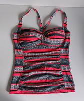 Tankini Oberteil Protest Gr. 40 Cap C Hessen - Wölfersheim Vorschau