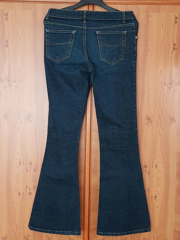 Damen Jeans Hosen / W 29 L 32 in Meckenheim