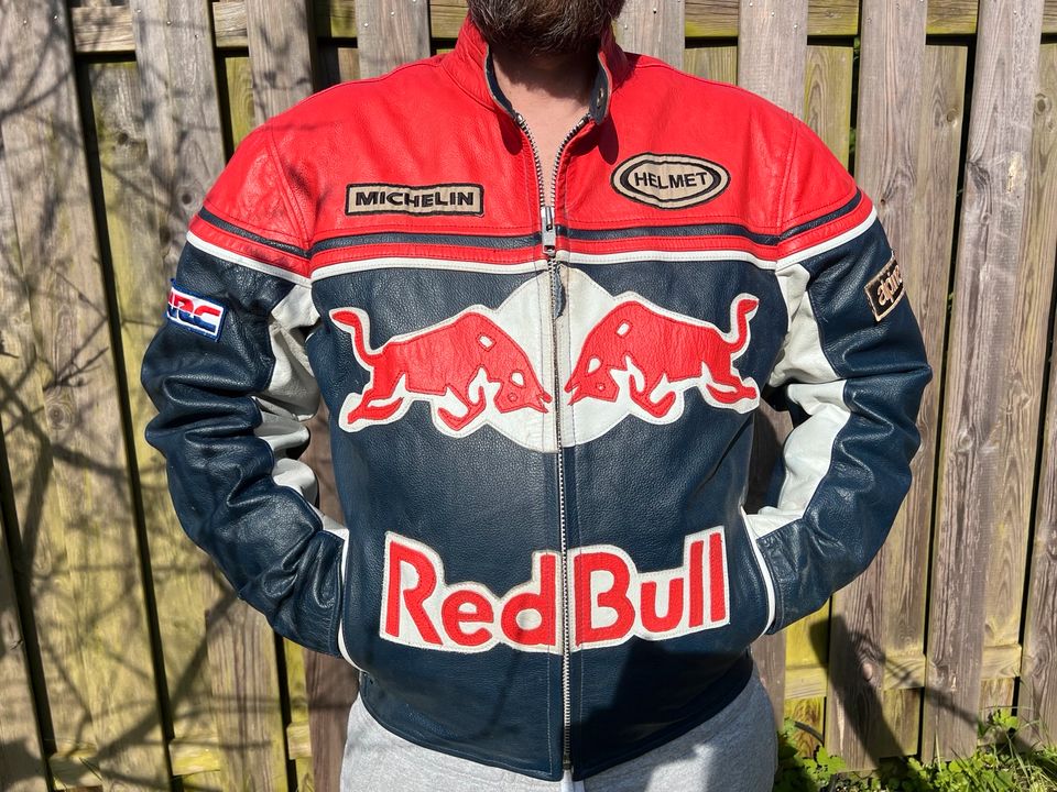 Red Bull Motorradjacke in Rösrath
