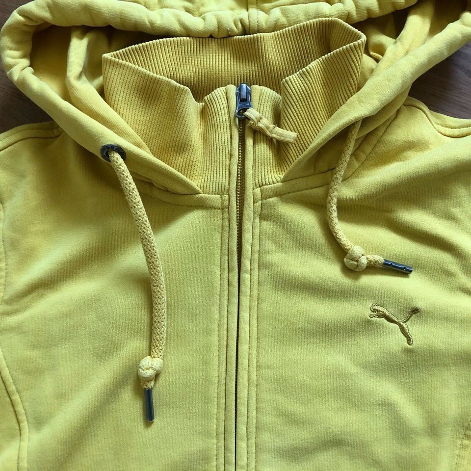 Puma Sweatjacke mit Kapuze Gr. S, 36, gelb in Altenholz