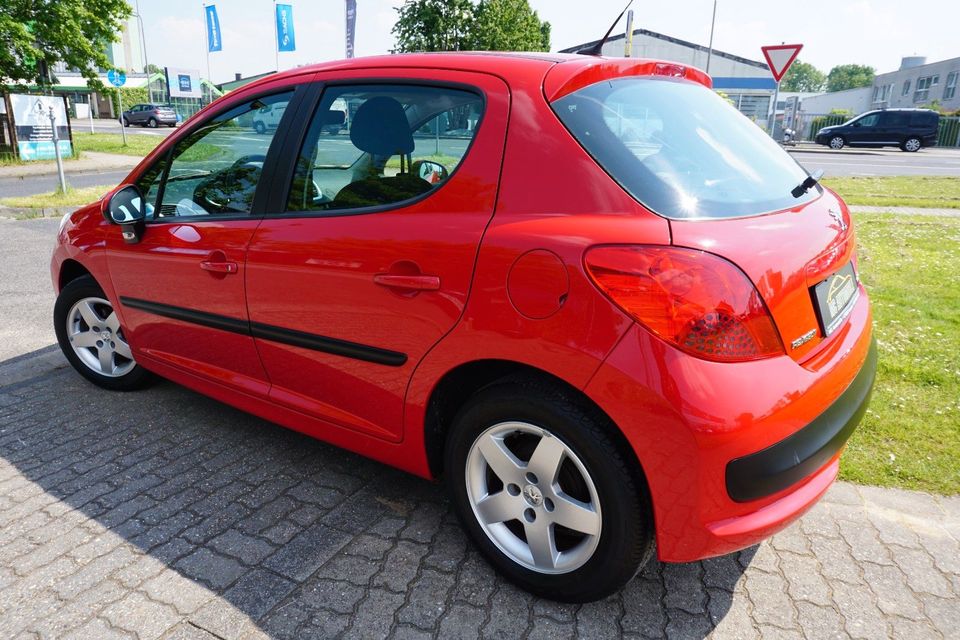 Peugeot 207 Urban Move*KLIMA*ZV-FUNK*RADIO-CD*1-HAND !! in Kempen