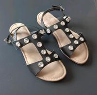 Clarks Sandalen Gr. 38 Leder schwarz NEU Brandenburg - Oranienburg Vorschau