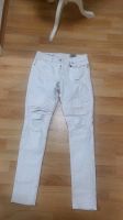 Primark Damenjeans Gr.28/32 Skinny Weiss Flickenoptik Neu Niedersachsen - Braunschweig Vorschau