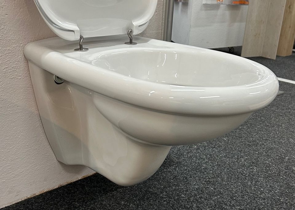 Villeroy & Boch Wand WC Arriba Weiß mit Spülrand Toilette Klo in Schwalmtal