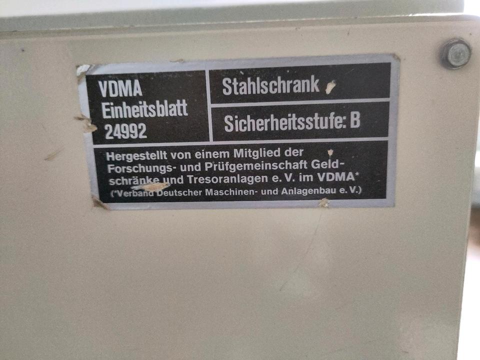 Alter gr. Tresorschrank VDMA 24992  Sonntag, 30.03. letzte Chance in Köln