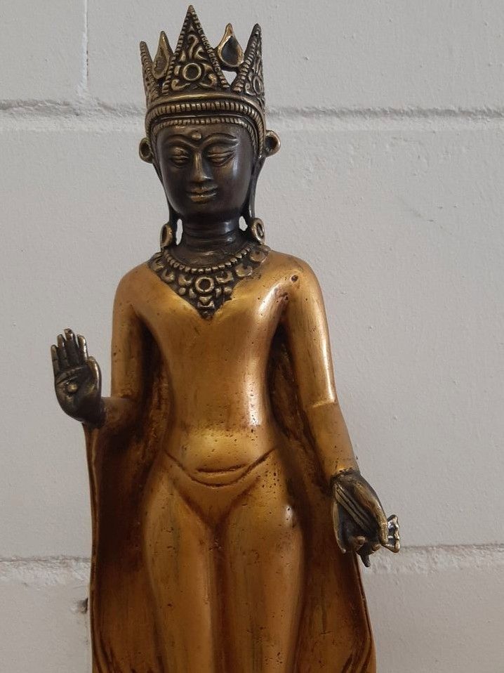 Buddha 45cm aus Messing Stehender Buddha Thailand Style Budda in Kalkar