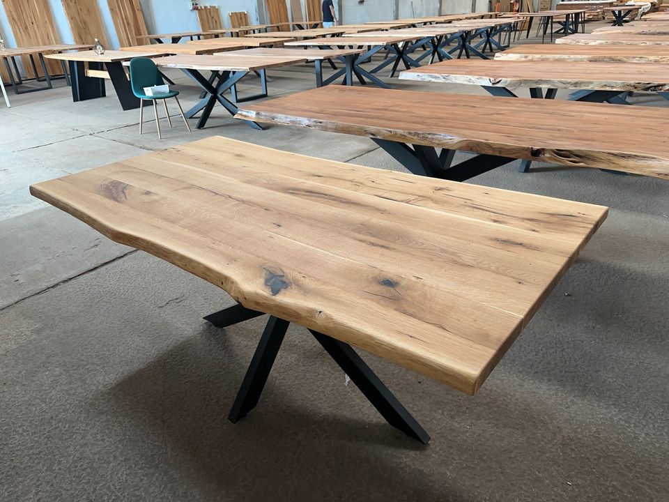 NEUE Esstisch Massiv Baumkantentisch Wildeiche Geölt Tisch Holz ab 65cm in Hamburg