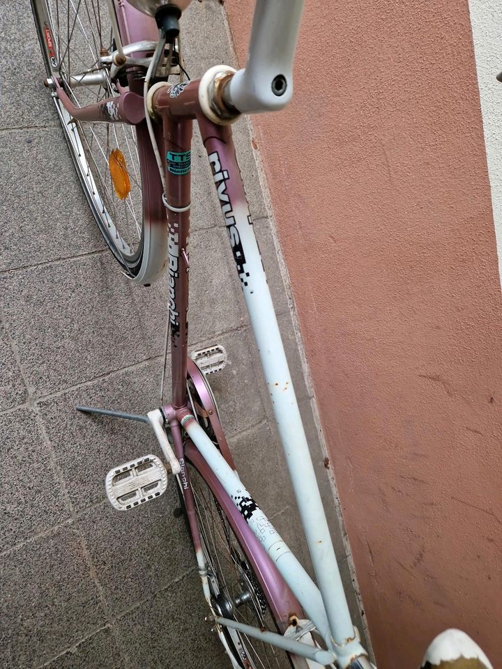 Bianchi rivus 28 Zoll Herrenfahrrad in Frankfurt am Main