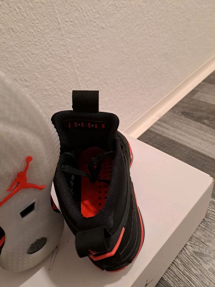 Air Jordan XXXVI neu Basketballschuhe in Gelsenkirchen