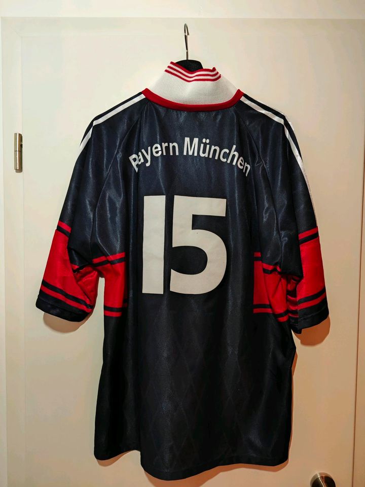 FC Bayern München Heim Trikot Saison 97/98 verschiedene Nummern in Roetgen