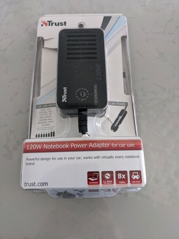 Trust 120w notebook power Adapter in Berlin