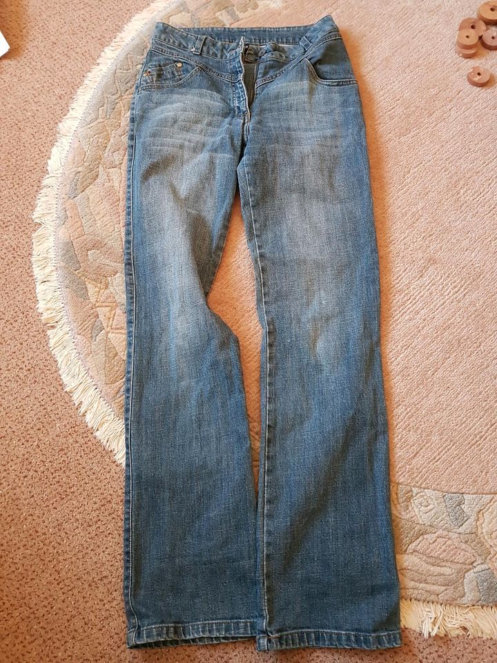 ❤ schöne Damen Jeans Cecilia Classics gr. 36 in Pulsnitz