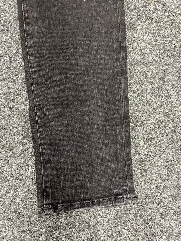 True Religion Herrenjeans Gr.32 in Reken