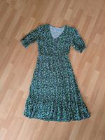 Kleid von Orsay Gr. 38, schwarz, grün, gelb, lila geblühmt Hessen - Wartenberg Vorschau