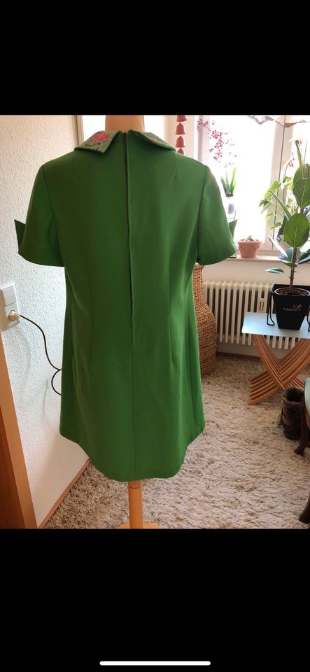 Kleid aus den 50er Jahren - ein Hingucker wer diese Zeit liebt in Freiburg im Breisgau