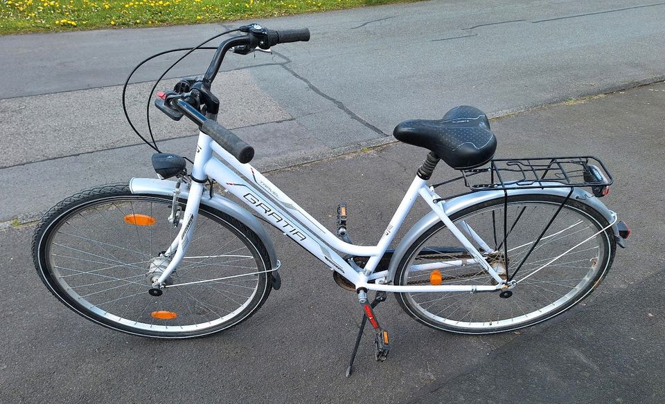 Damen Fahrrad in Tann