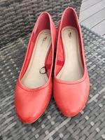 Pumps, Schuhe, rot, Gr. 40, neuwertig Tamaris Bayern - Nittendorf  Vorschau