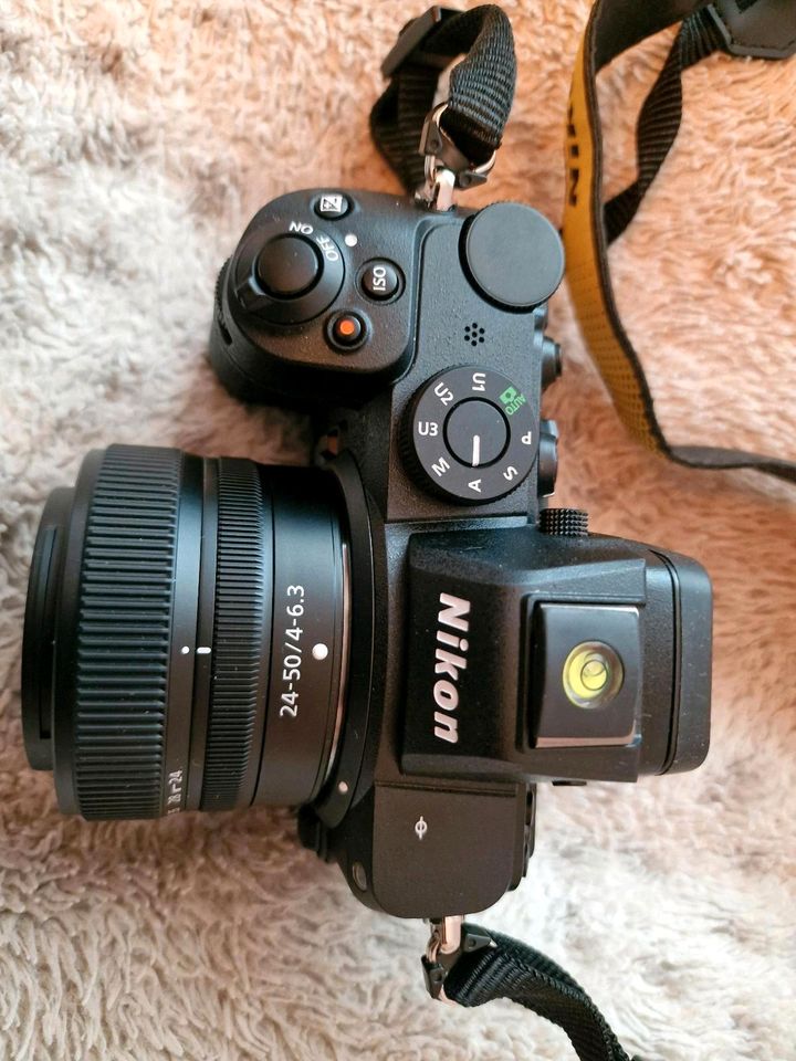 Systemkamera Nikon z5 mit Original Verpackung in Meißen