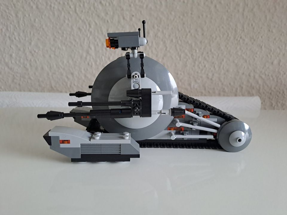 Lego Star wars 75015 Set Corporate Alliance Tank Droid in Solingen