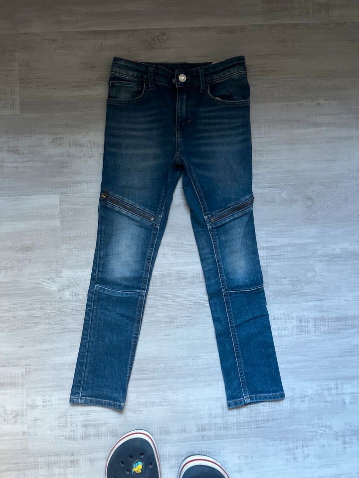 H&M Jeans 128 skinny fit in Wiendorf