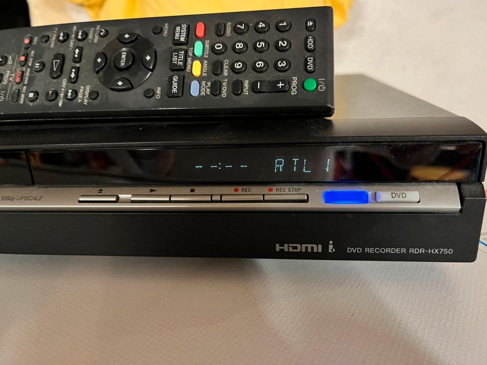 DVD Recorder SONY RDR HX 750 in Gladbeck