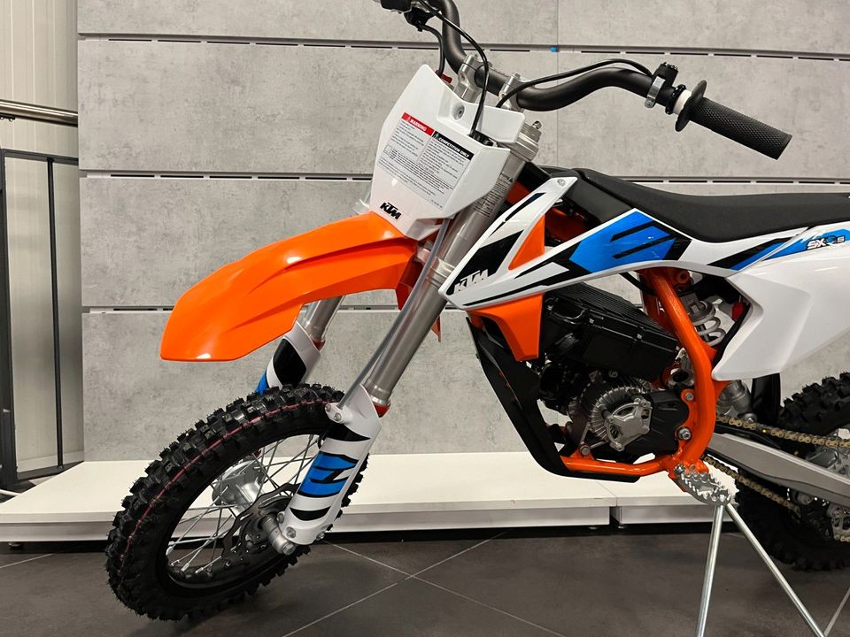 KTM SX-E 5 MODELL 2022 Finanzierbar in Kleinmachnow