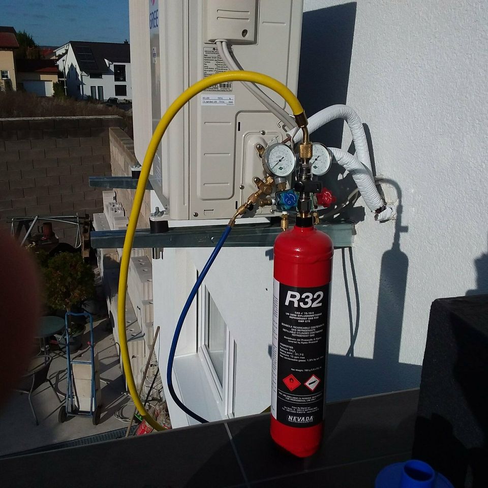 Klimaanlage Vakuumpumpe Bördelwerkzeug Monteurhilfe R32 R410a in  Rheinland-Pfalz - Mertesheim, Heimwerken. Heimwerkerbedarf gebraucht  kaufen