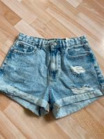 Pimkie Damen kurze Jeansshorts Gr. 36 Bayern - Ergolding Vorschau