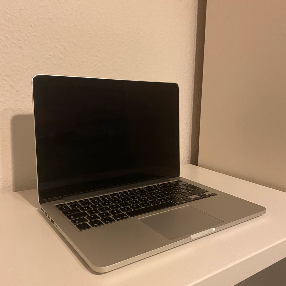 Apple MacBook Pro (Retina, 13", Anfang 2015) 2,7 GHz 128GB in Düsseldorf