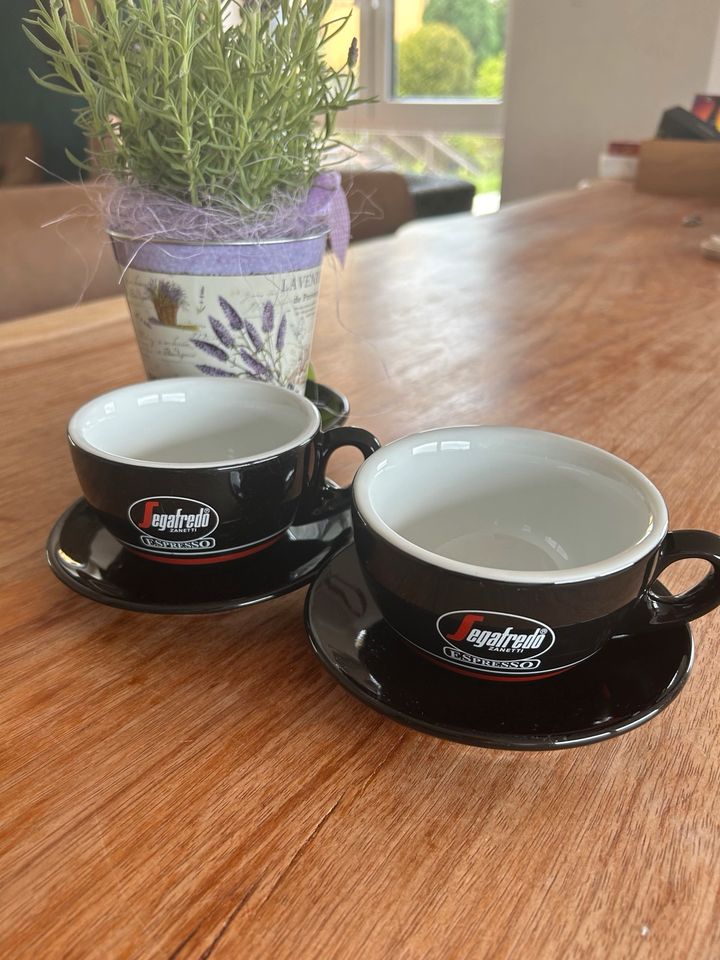 Segafredo Tasse schwarz, Tee oder Milchkaffee, pro Stück in Remshalden