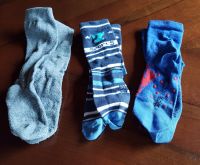 Jungen – Socken – 2 Paar – 1 x Kniestrümpfe – Gr. 27 – 30 Nordrhein-Westfalen - Langenfeld Vorschau