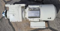 SEW-EURODRIVE 3-Getriebemotor Typ: R37 DT71D2/BMG/HR/Z Niedersachsen - Herzberg am Harz Vorschau