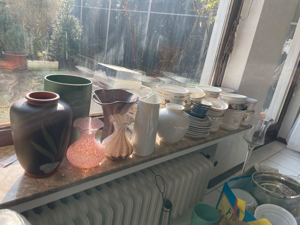 Diverse Töpfe und Vasen günstig abzugeben in Glinde